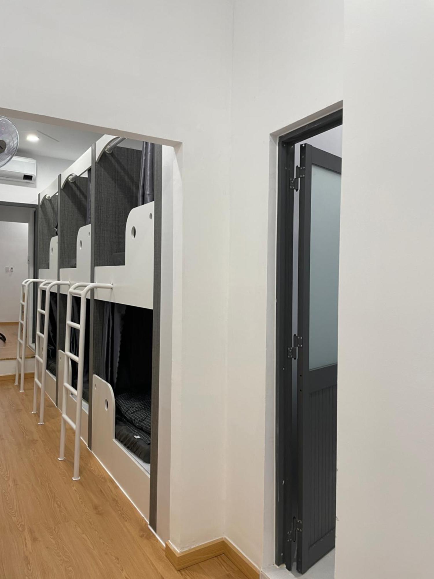 Alphabet Home Capsule Ho Chi Minh-byen Eksteriør bilde