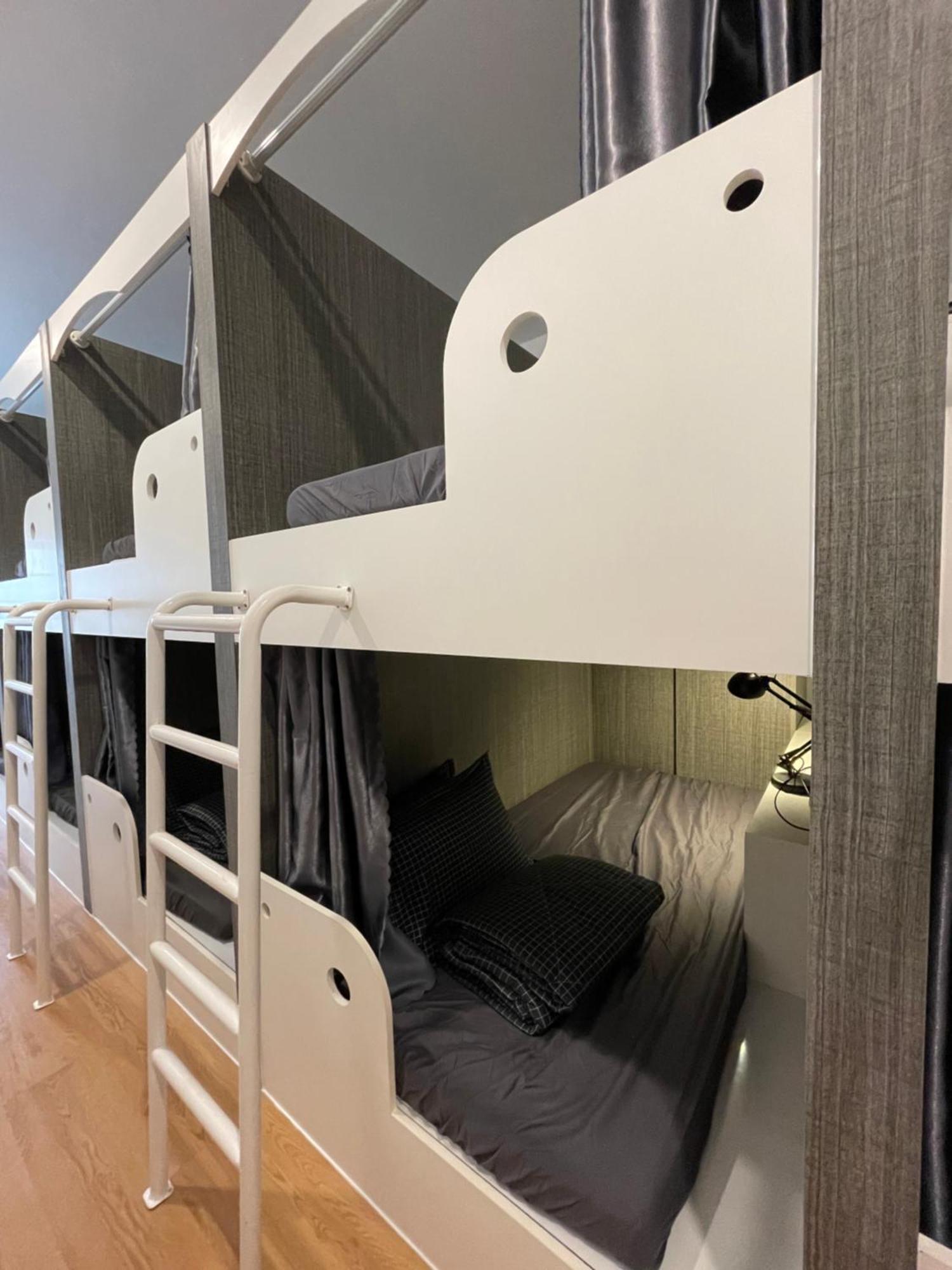 Alphabet Home Capsule Ho Chi Minh-byen Eksteriør bilde
